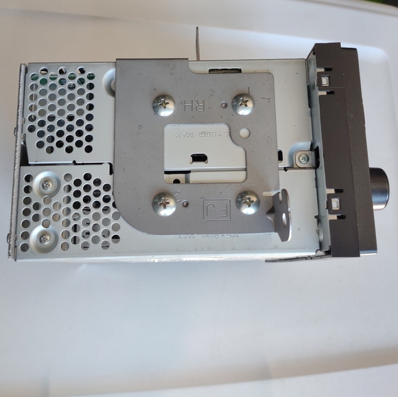 Clarion Subaru Stereo PF-3386A-A CD Bluetooth 86201FJ620 2013 Crosstrek Headunit - Picture 5 of 9